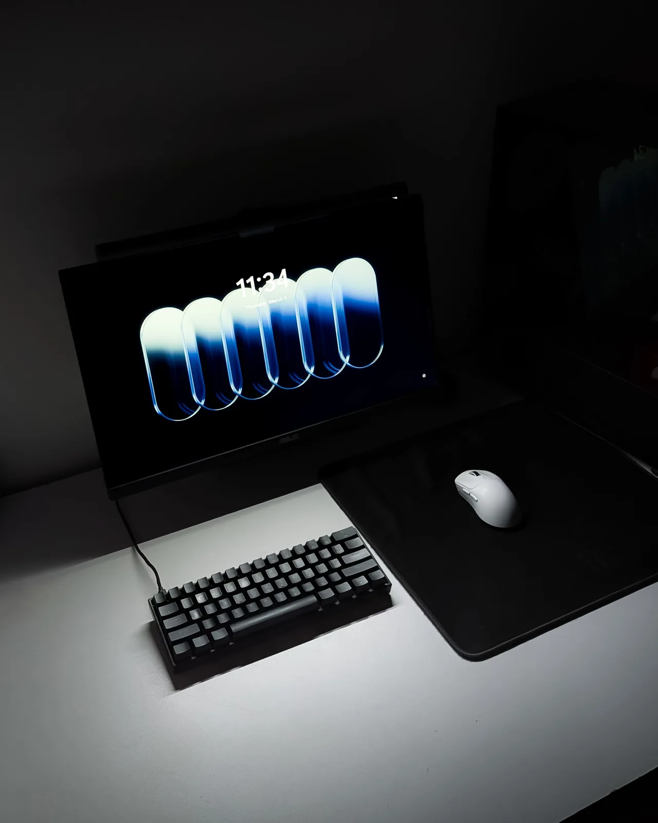 Minimalist desktop PC workspace setup